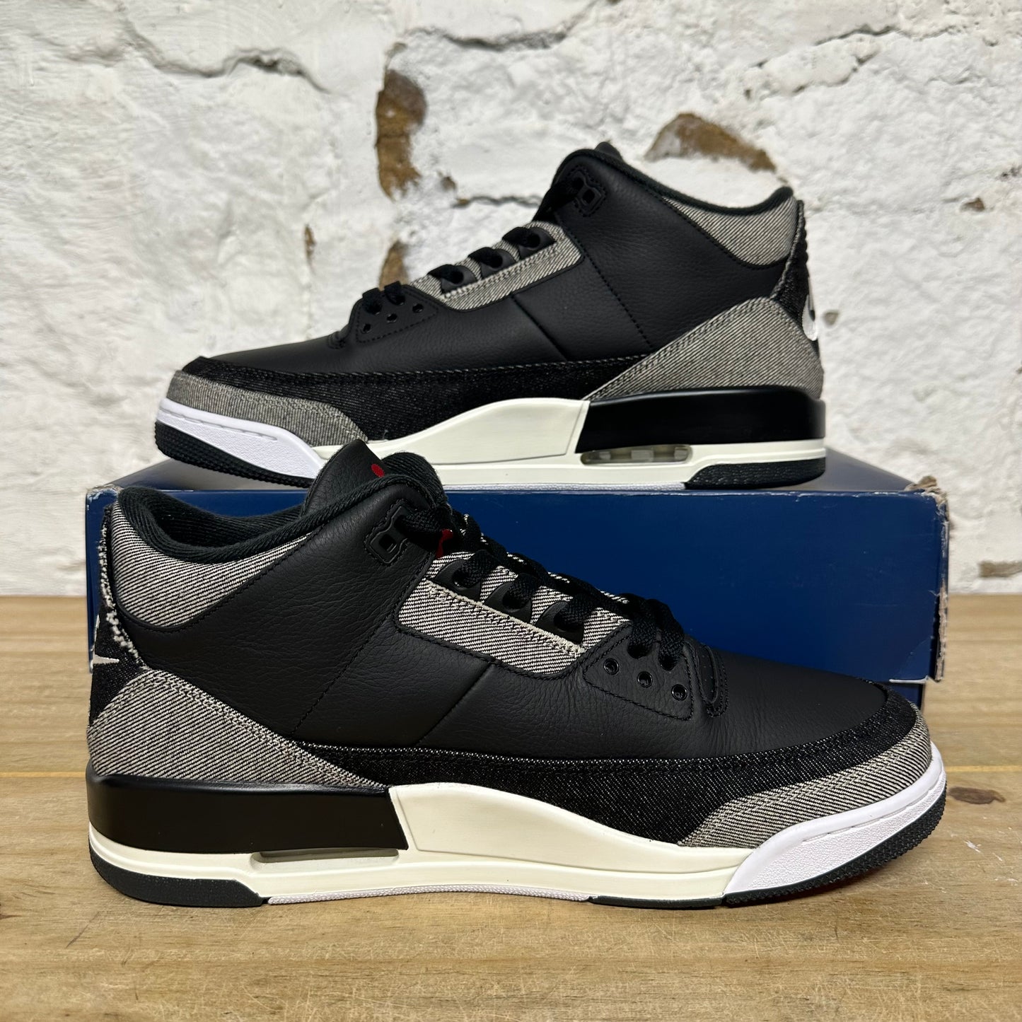 Air Jordan 3 Levi's Black Sz 13