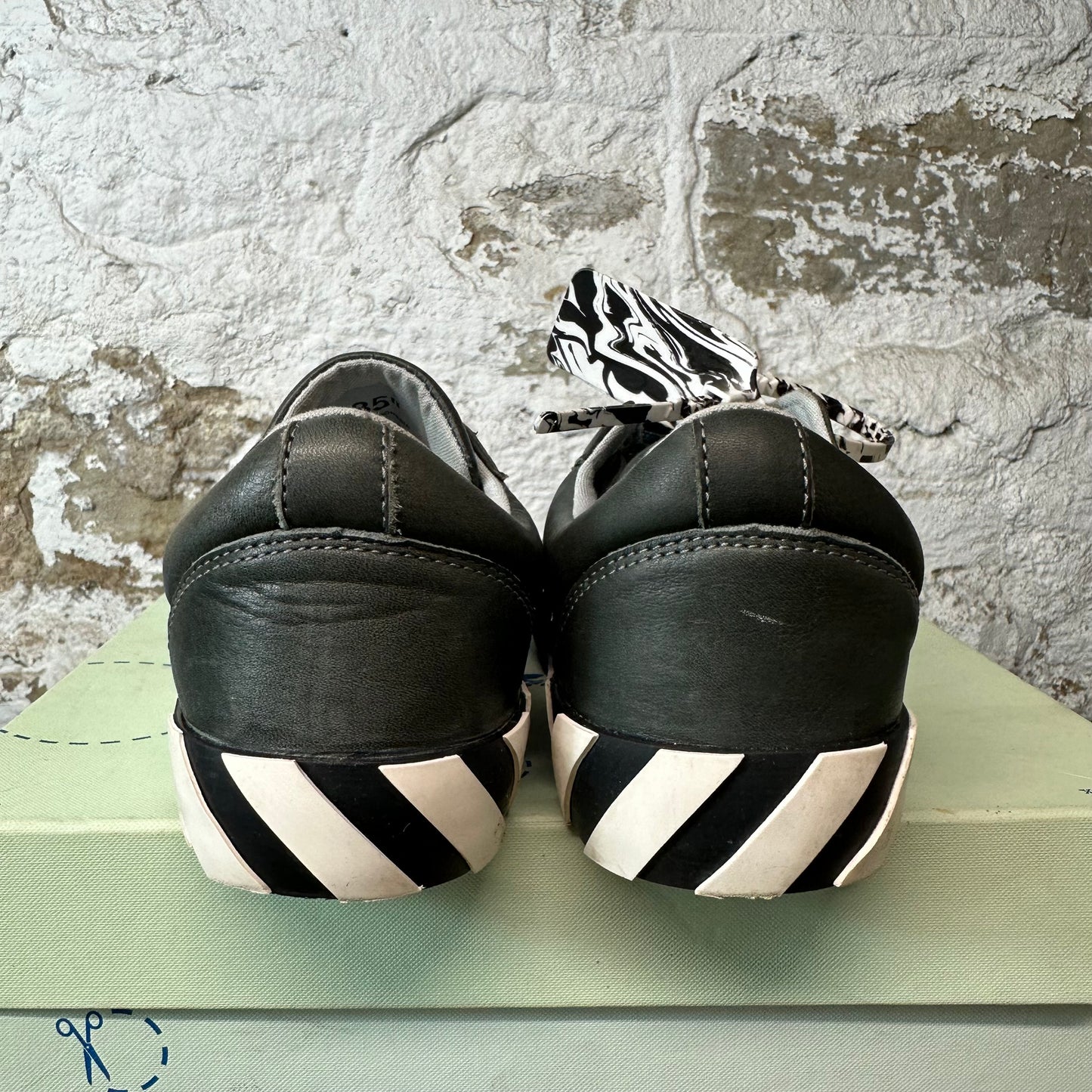 Off-White Green Leather Vulc Sneaker Sz 4 (35)