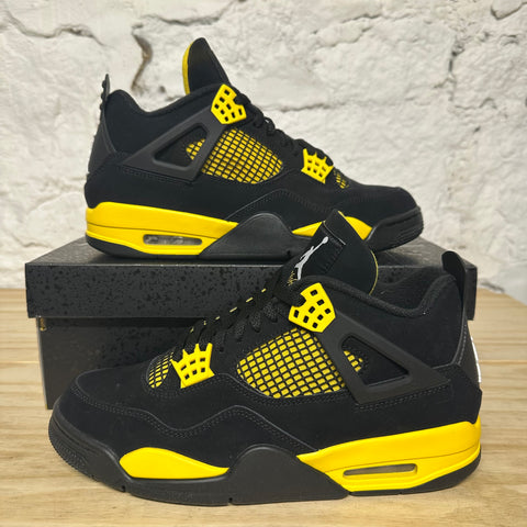 Air Jordan 4 Thunder (2023) Sz 9