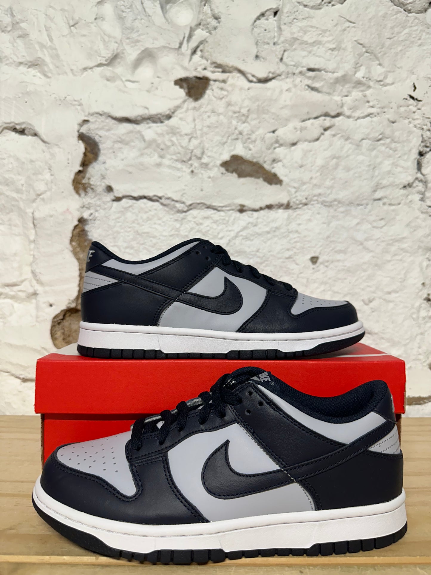 Nike Dunk Low Georgetown Sz 6.5Y DS