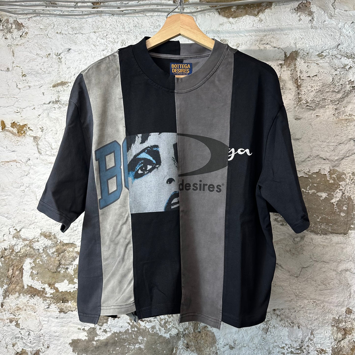Bottega Desires Ransom Black T-Shirt Sz S