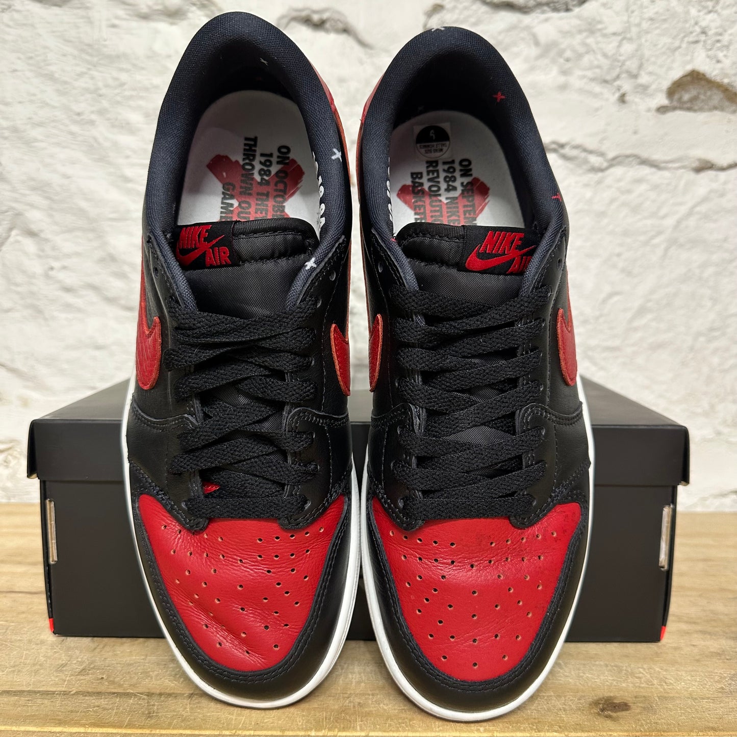 Air Jordan 1 Low Banned Sz 9