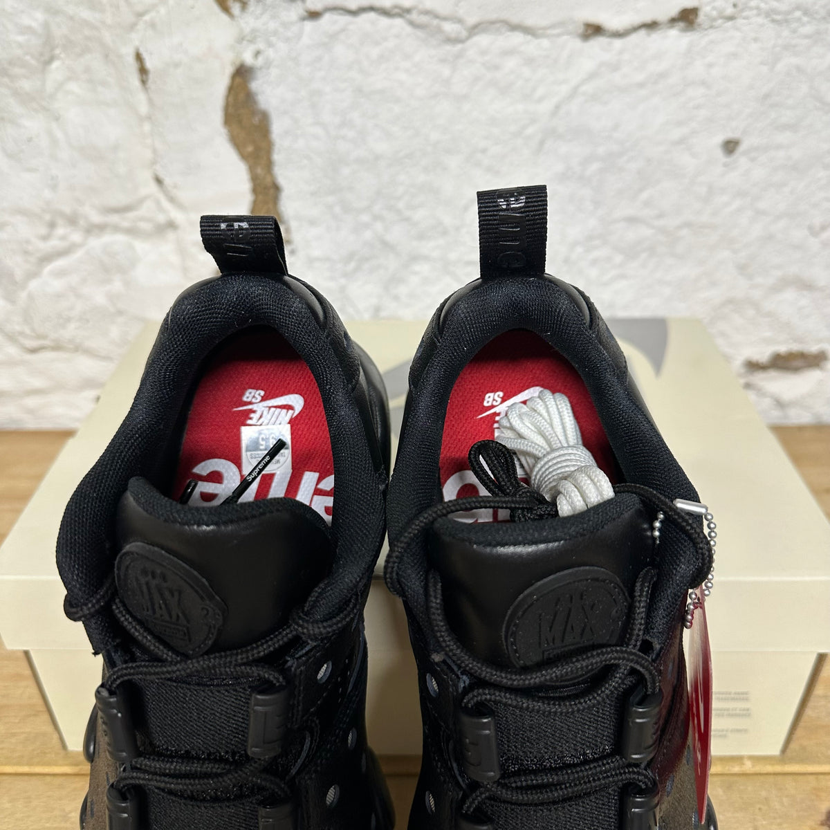 Nike Supreme SB Air Max 2 CB 94 Low Black Sz 9.5 DS