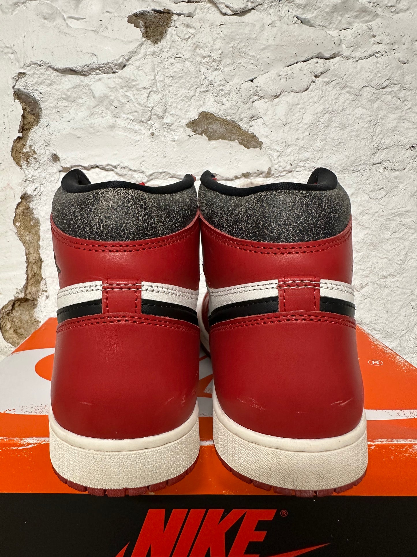 Air Jordan 1 High Lost and Found Sz 10