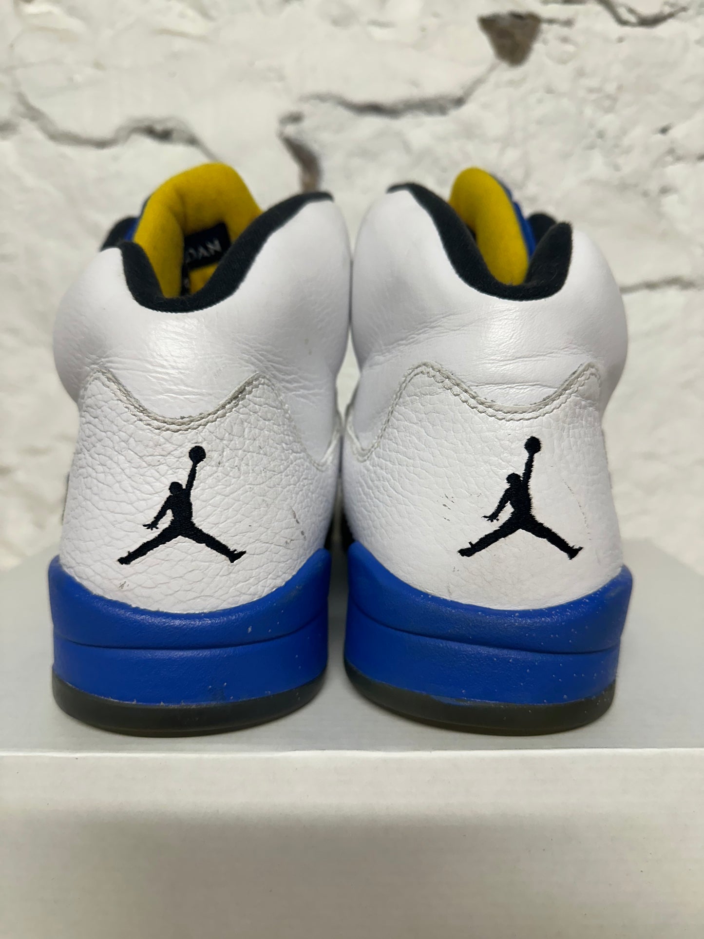Air Jordan 5 Laney Sz 13