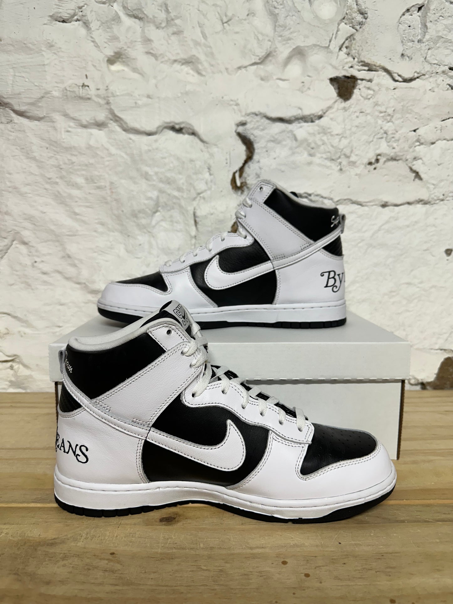 Nike SB Dunk High Supreme By Any Means Sz 10
