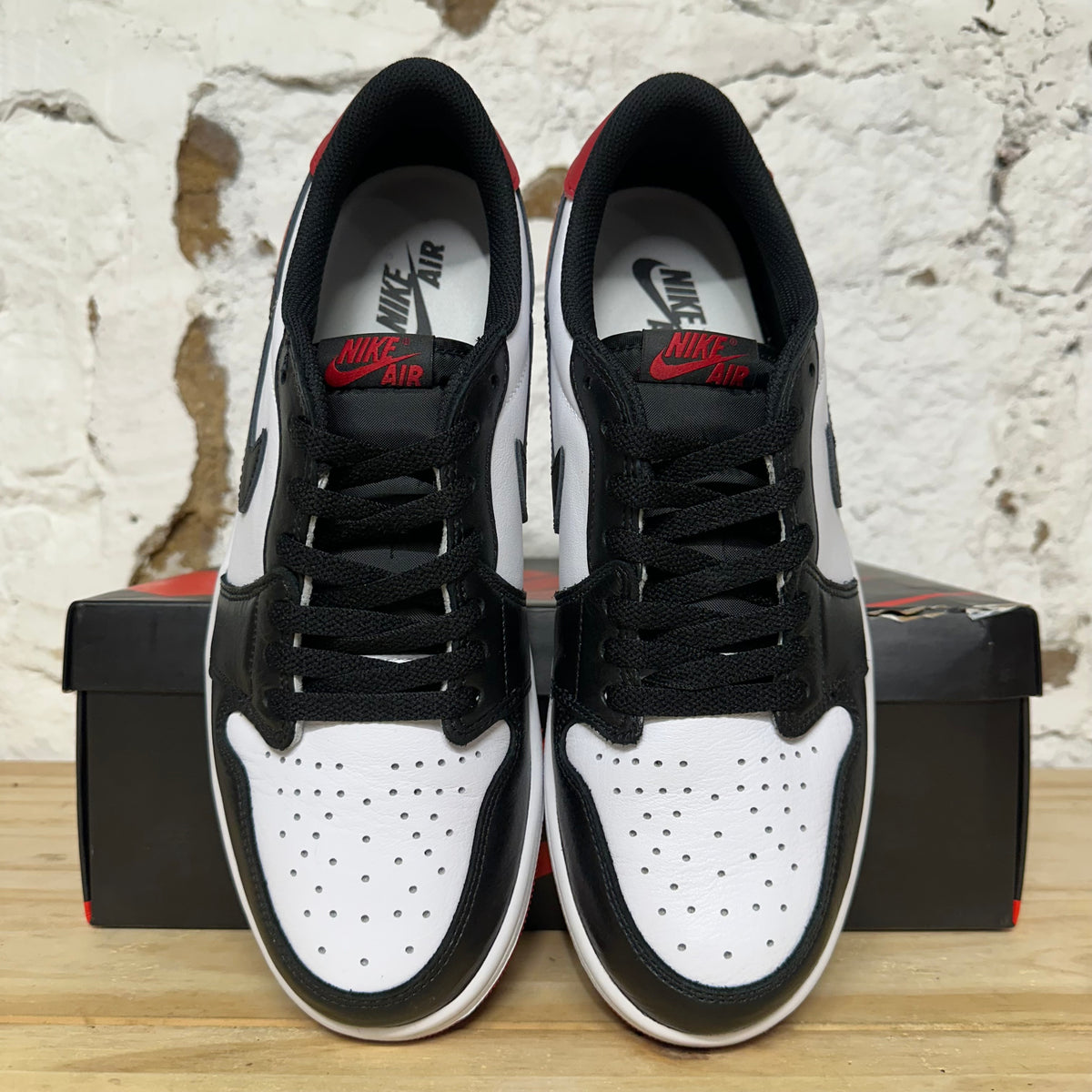 Air Jordan 1 Low Black Toe (2023) Sz 10.5