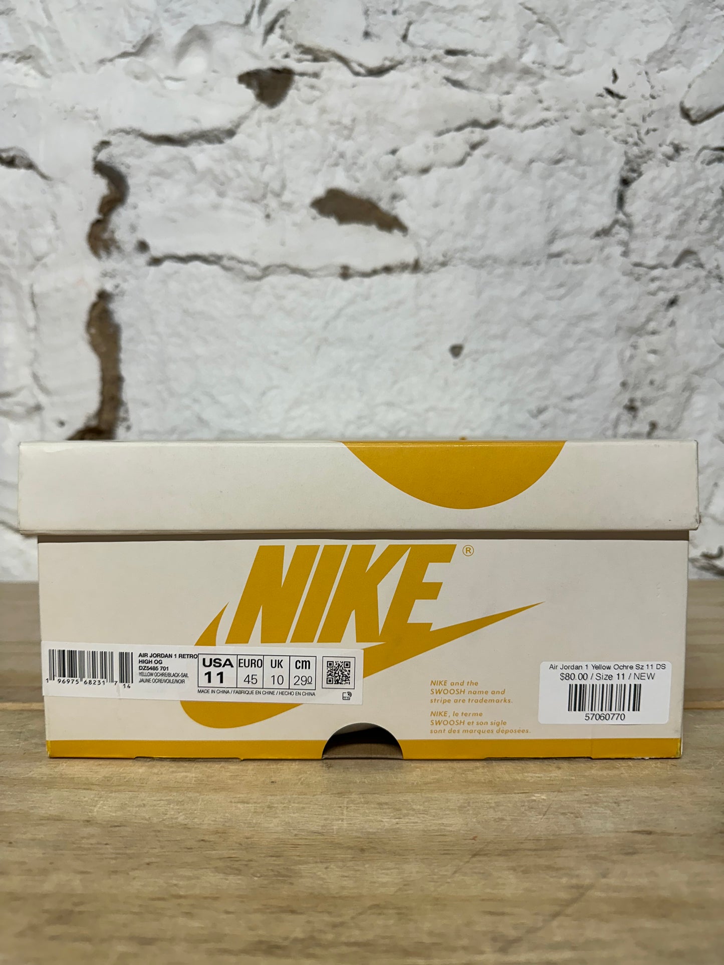 Air Jordan 1 Yellow Ochre Sz 11 DS