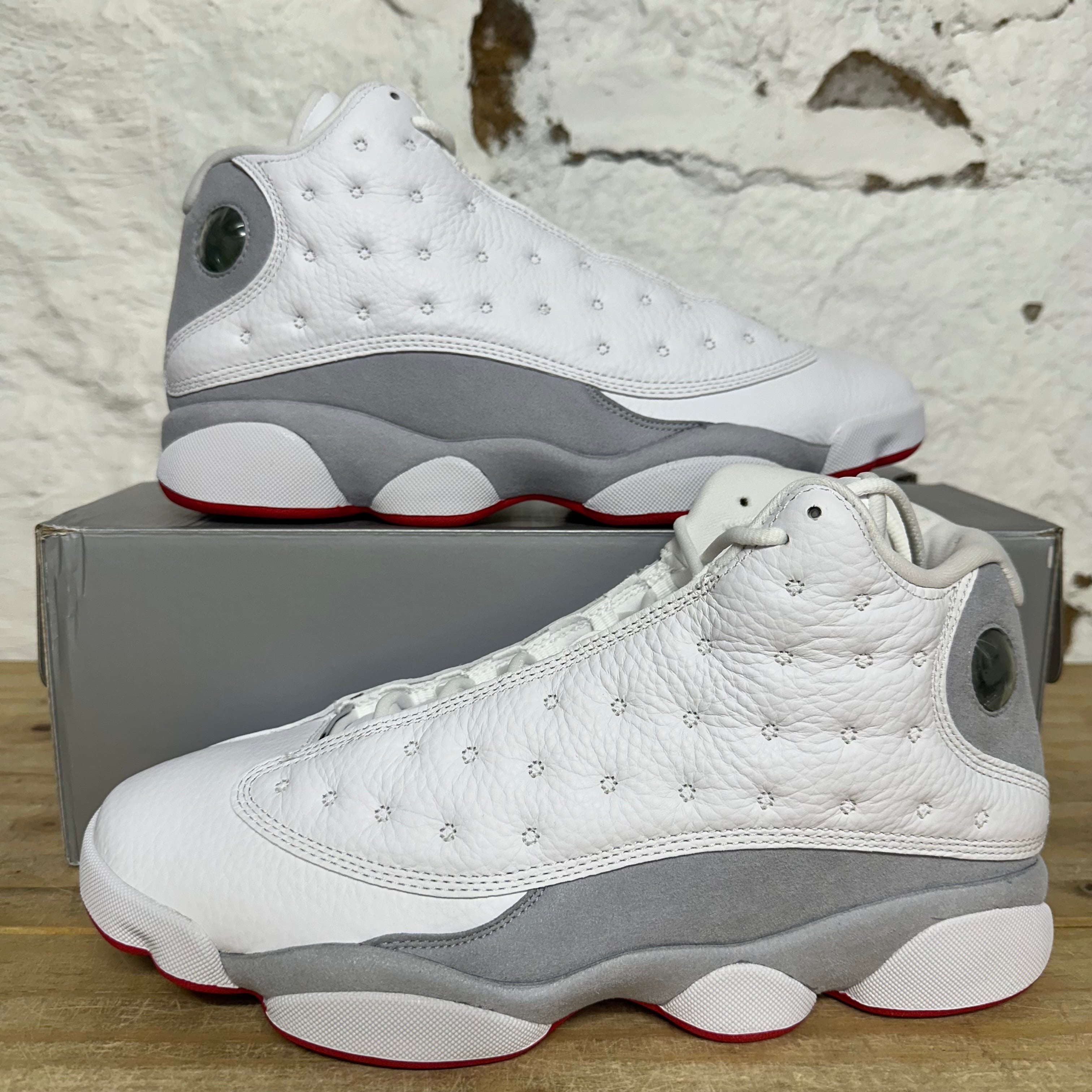 Air Jordan 13 Wolf Grey Sz 10.5 DS