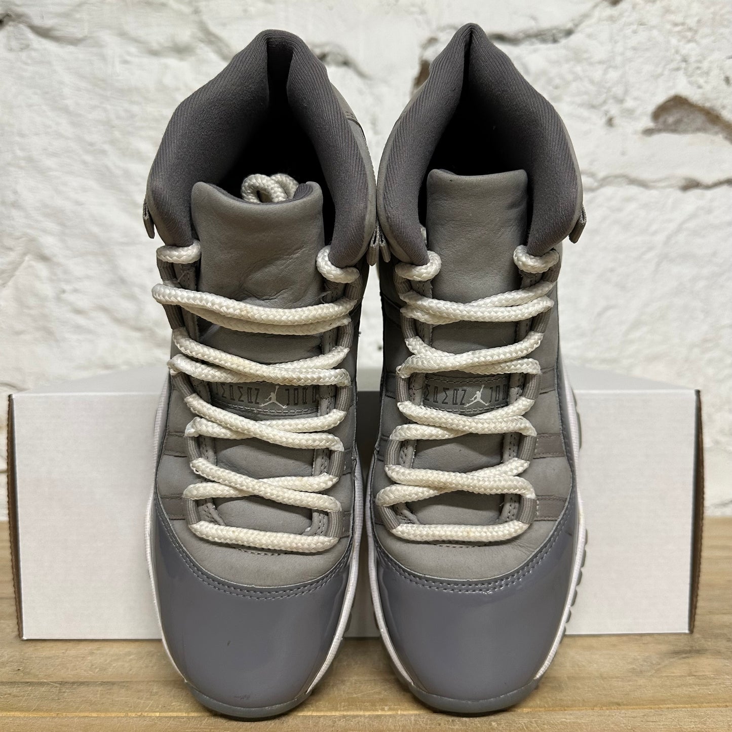 Air Jordan 11 High Cool Grey Sz 7Y
