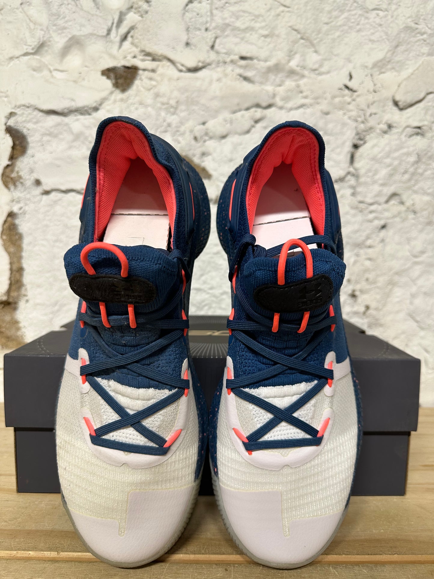 Under Armour Curry 6 Splash Party Sz 10.5 DS