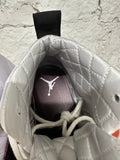 Air Jordan 12 AMM Sz White Sz 7 (8.5W)