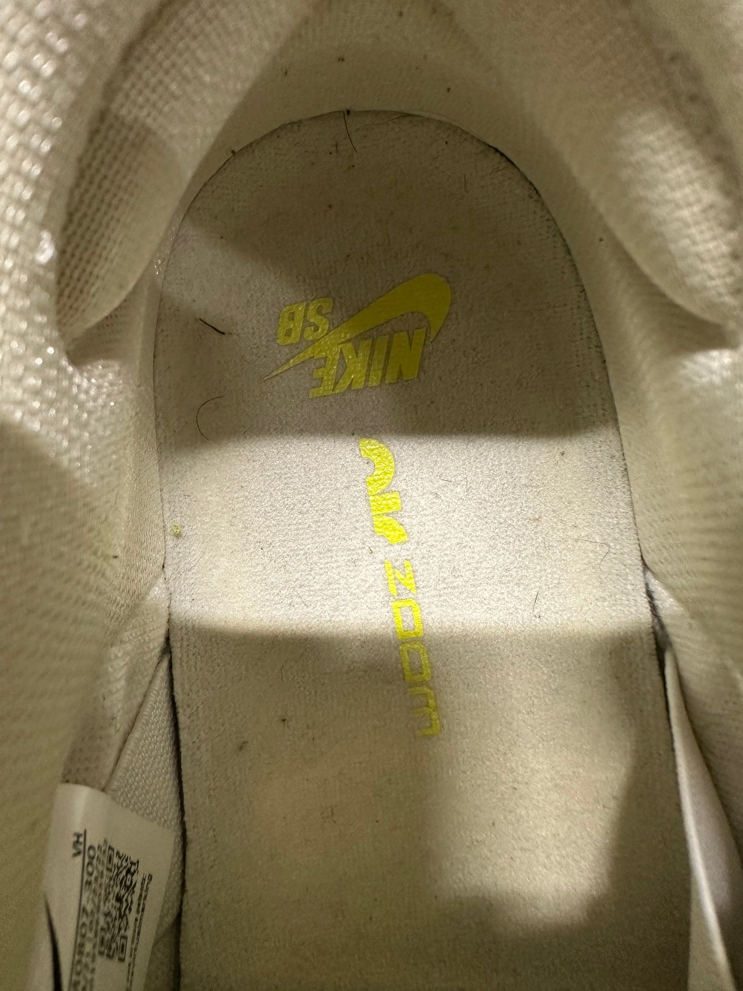 Nike SB Dunk Low Green Apple Sz 9.5