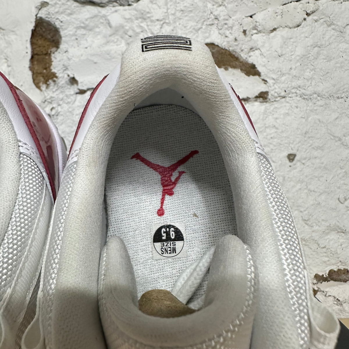 Air Jordan 11 Low Cherry (2016) Sz 9.5