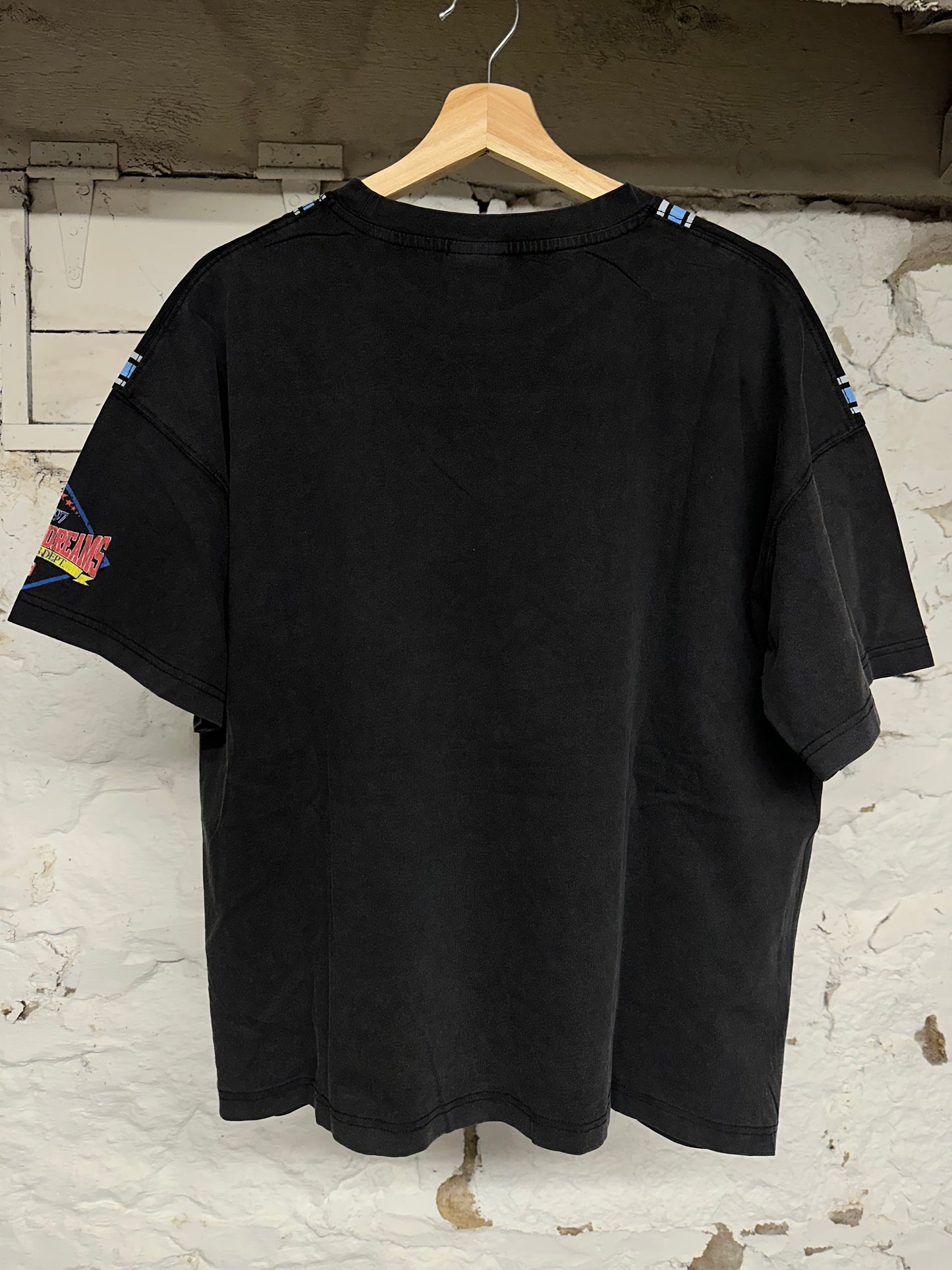 Vale Sport Football T-Shirt Sz L DS