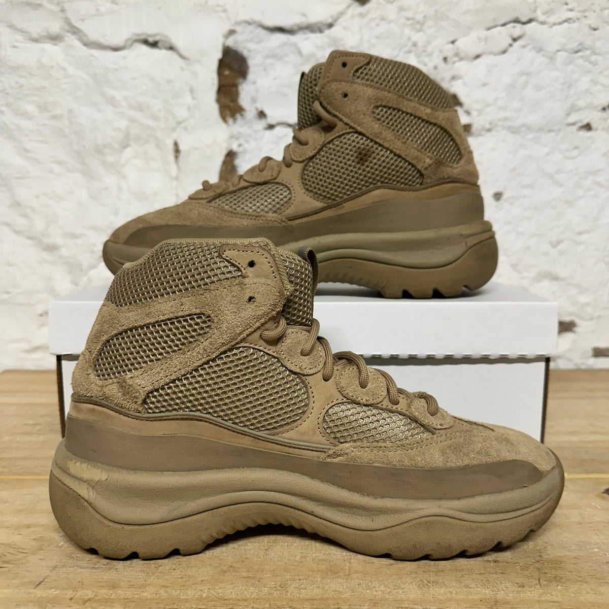 Yeezy Desert Boot Rock Sz 9.5