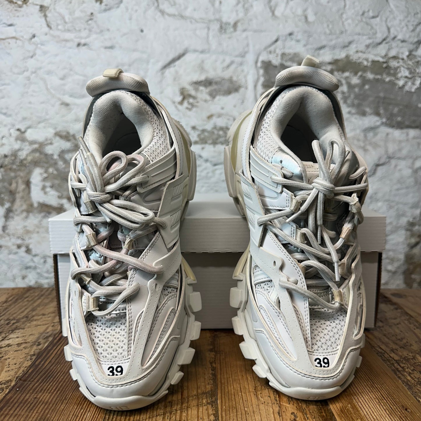 Balenciaga Track Runner Triple White Sneaker Sz 6.5 (39)