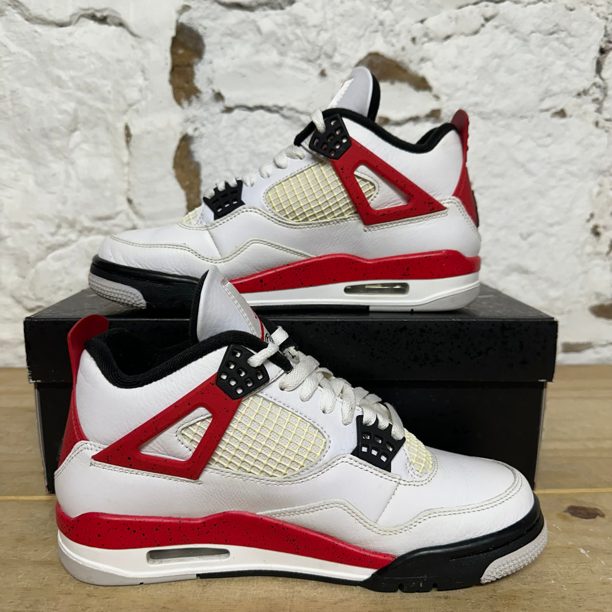 Air Jordan 4 Red Cement Sz 7.5