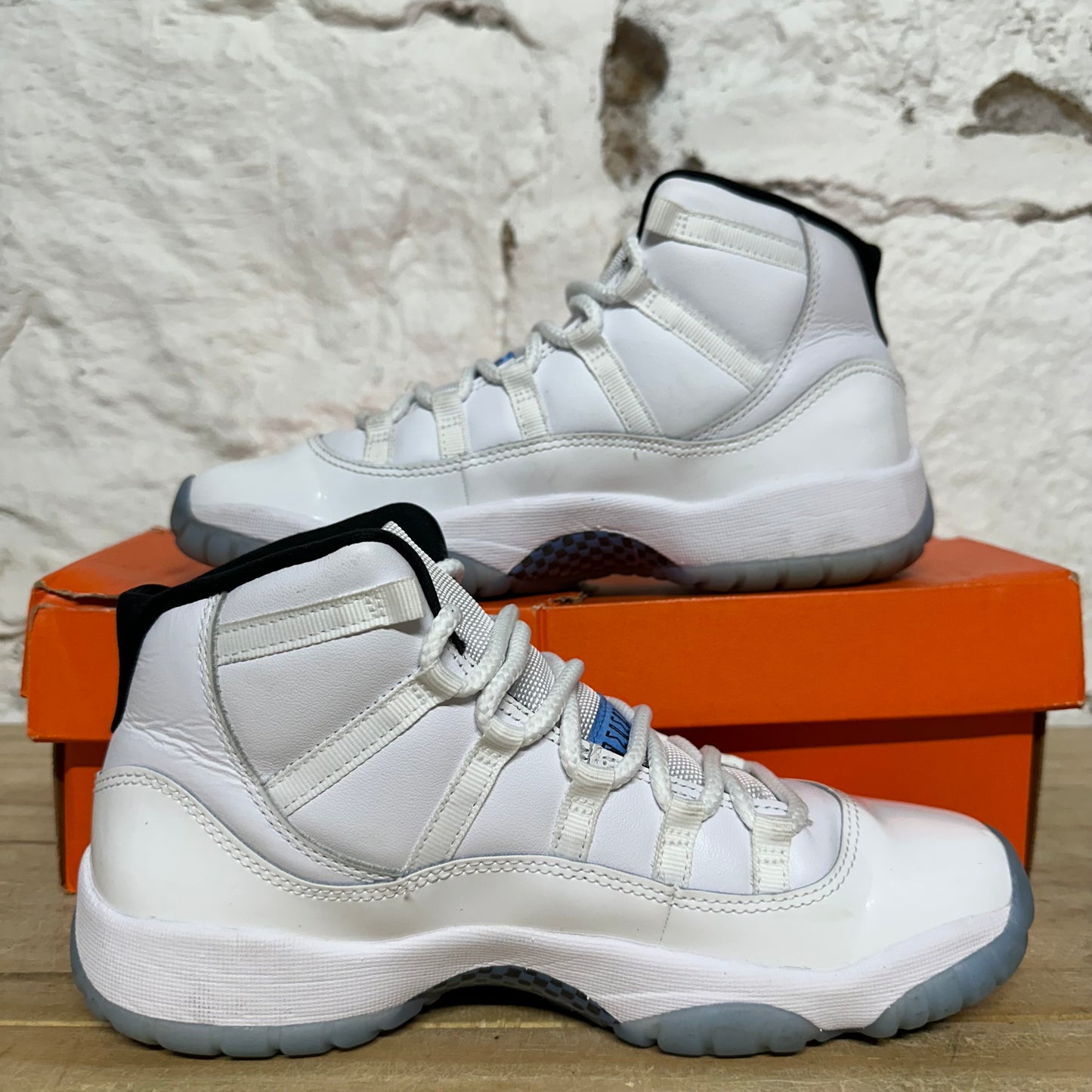 Air Jordan 11 High Legend Blue (2024) Sz 6.5Y