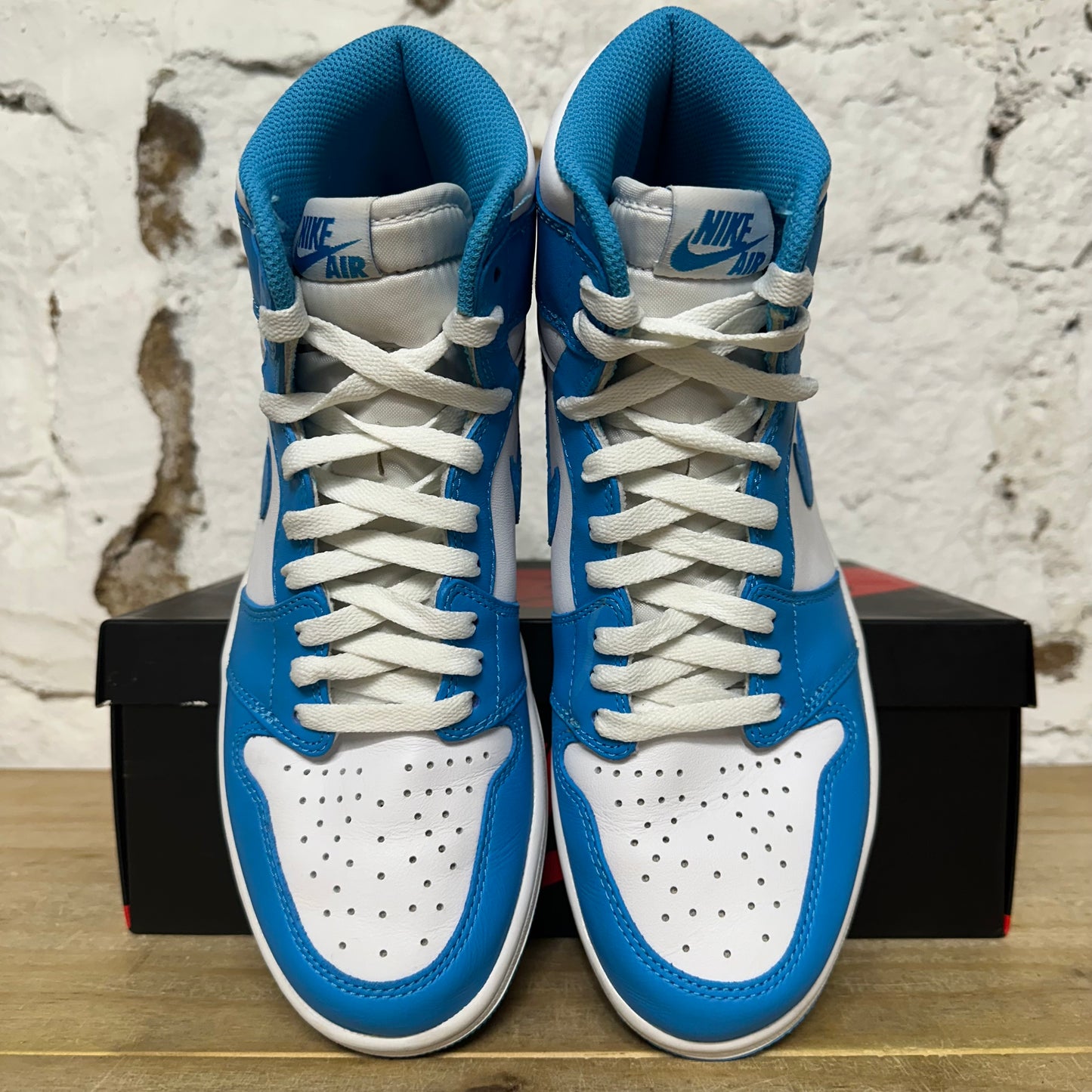 Air Jordan 1 High UNC (2015) Sz 8