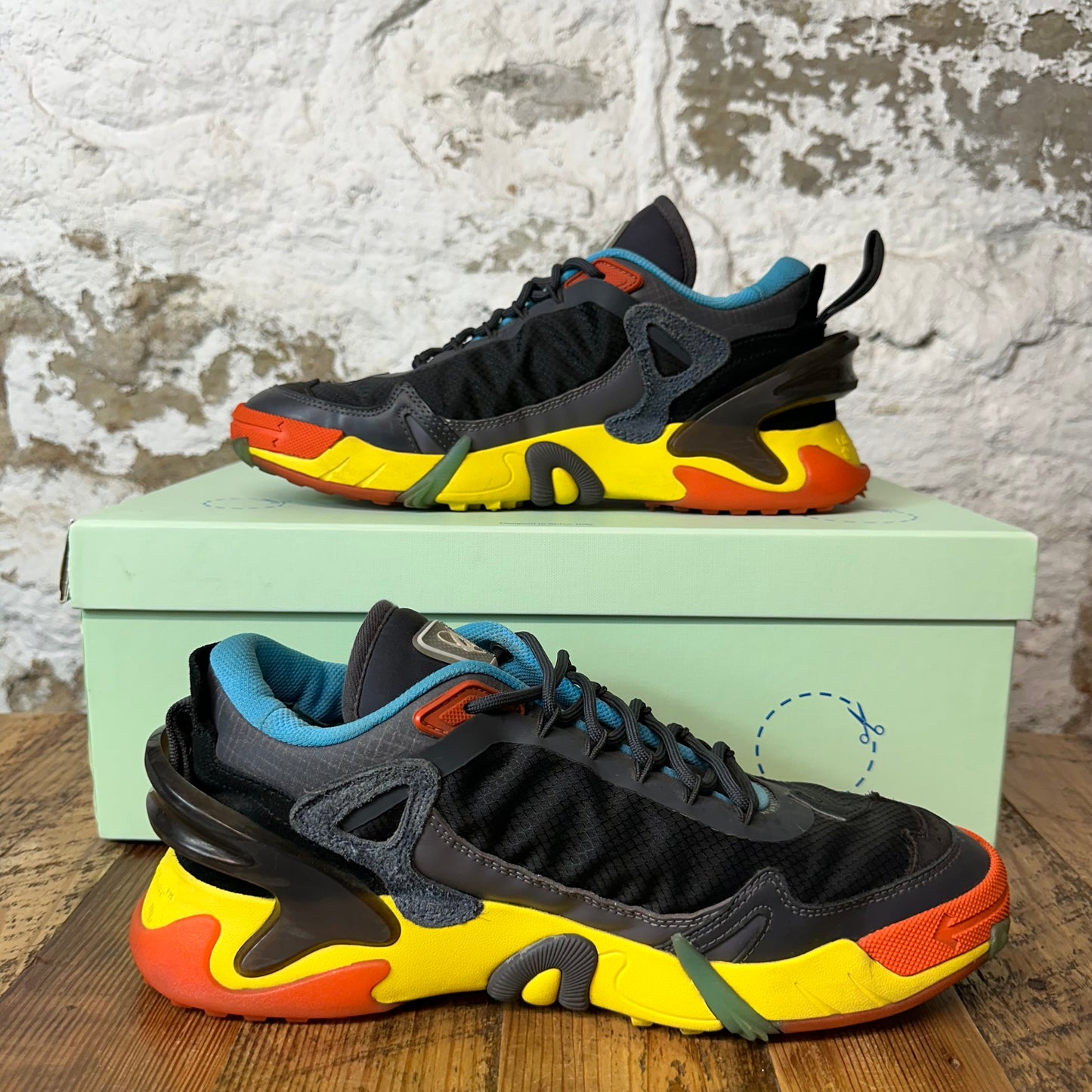 Off White Odyssey 2000 Black Yellow Orange Sz 10 (43)
