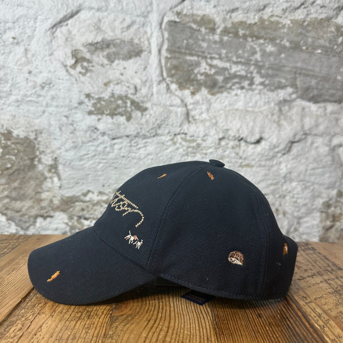 Louis Vuitton Lovers Animal Blason Navy Hat Sz L