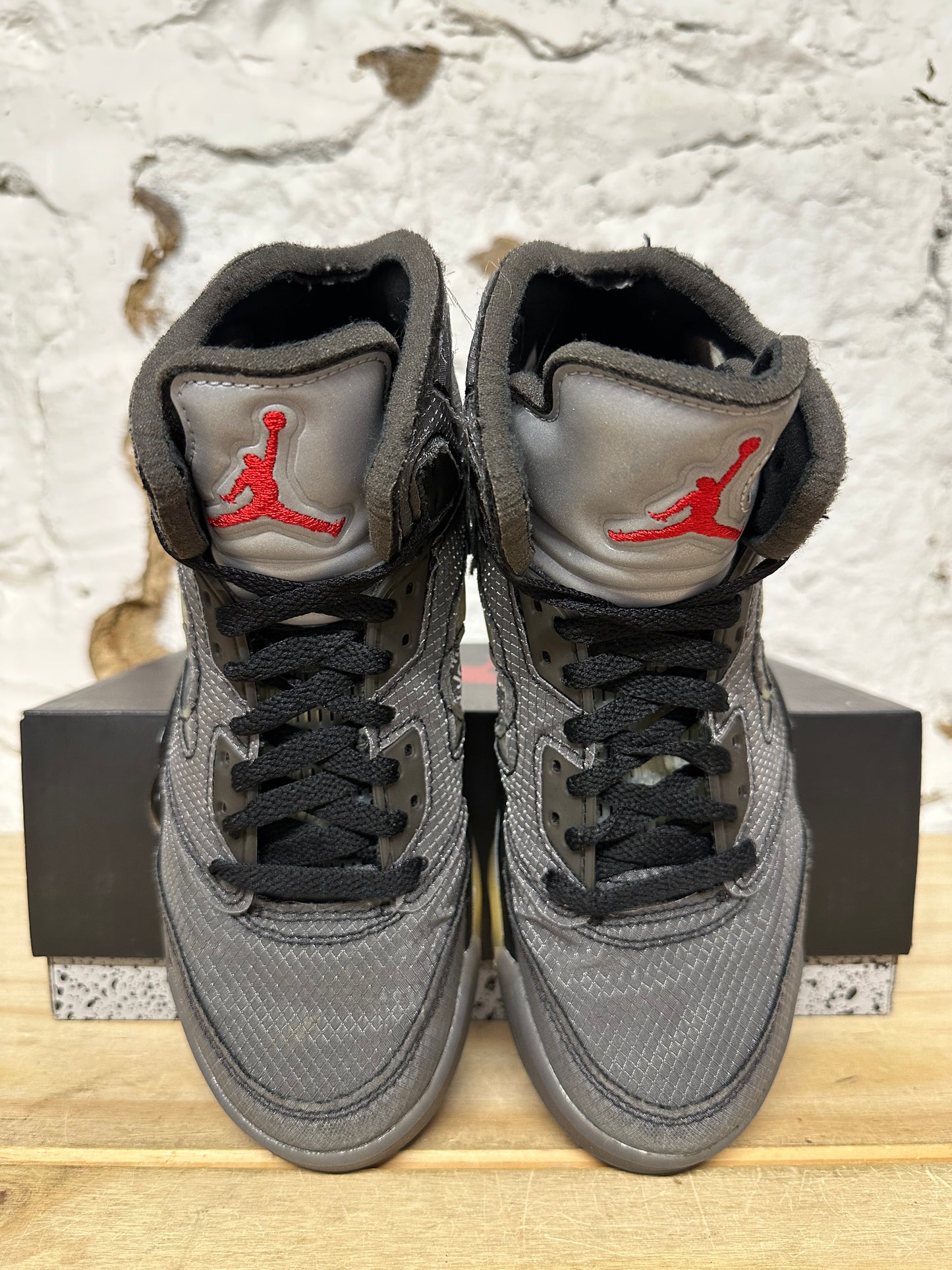 Air Jordan 5 Off White Muslin Sz 5.5