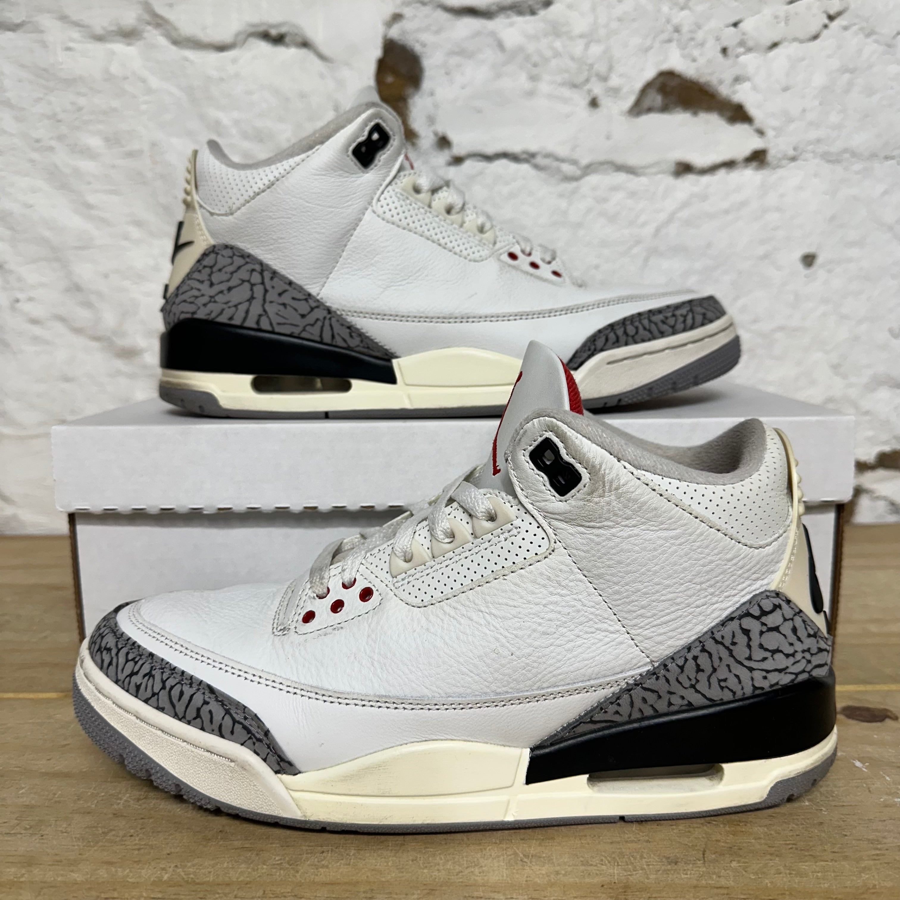 Air Jordan 3 White Cement Reimagined Sz 9.5