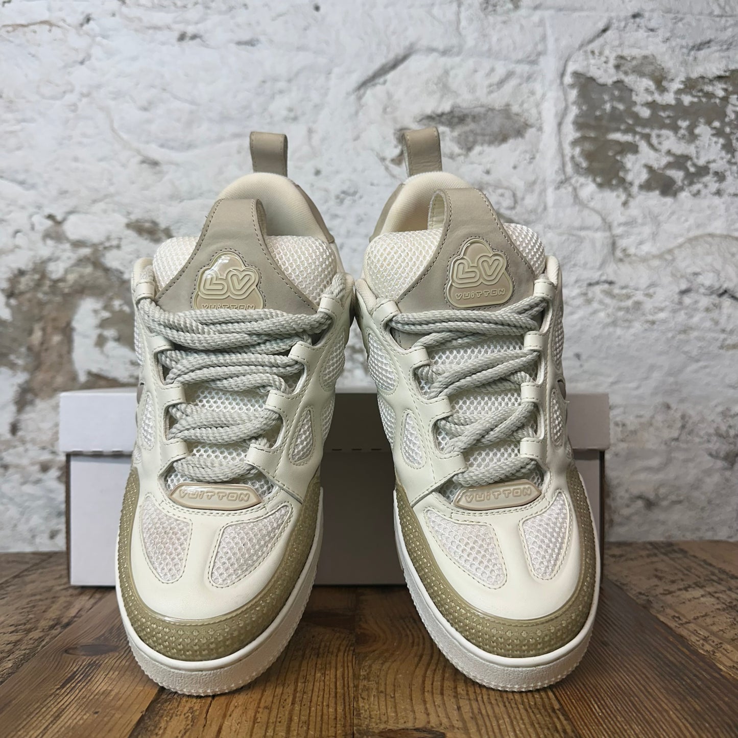 Louis Vuitton Beige Cream Skate Sneaker Sz 8 (6.5LV)