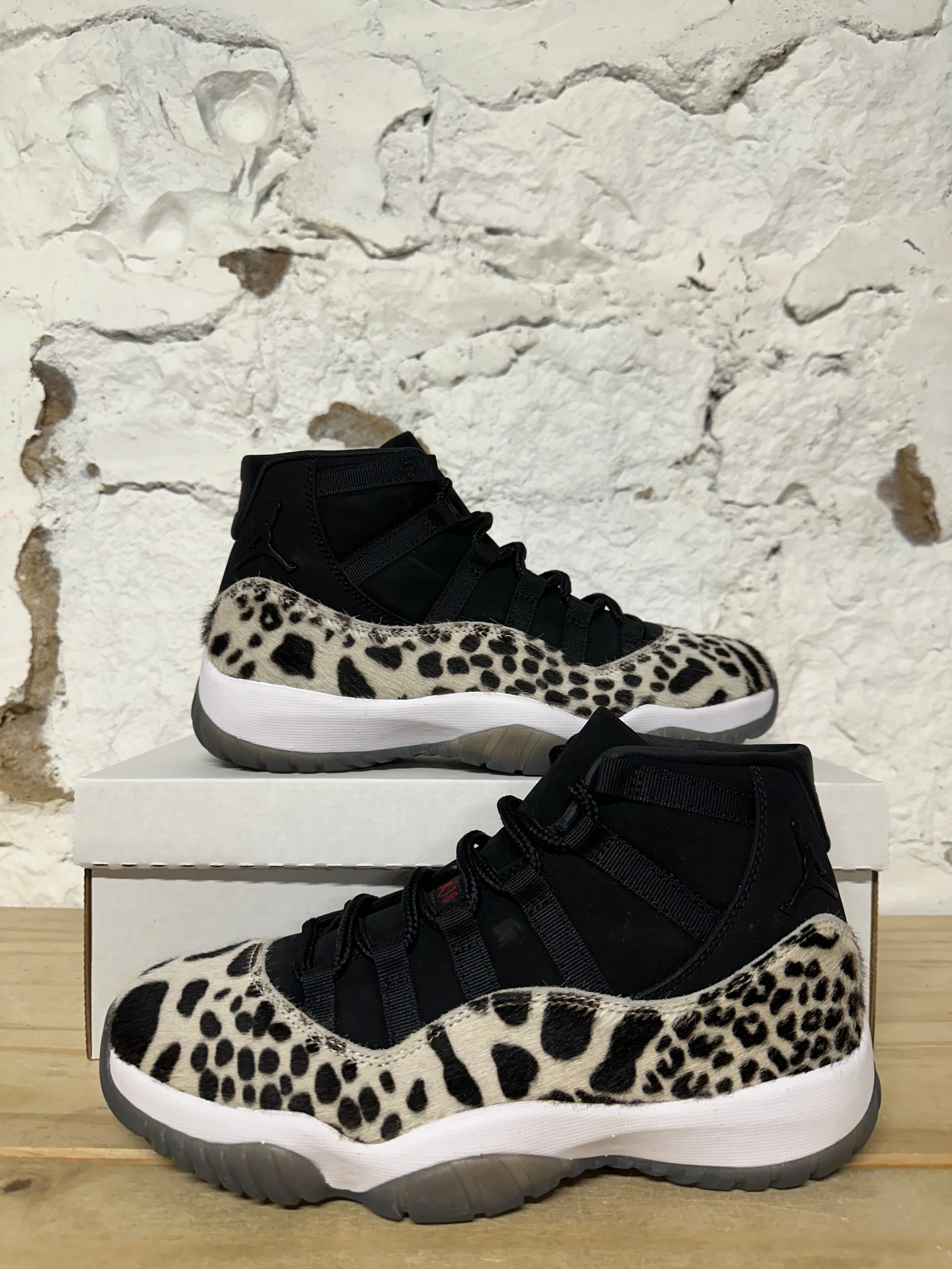Air Jordan 11 High Animal Instinct Sz 8.5 (10W)