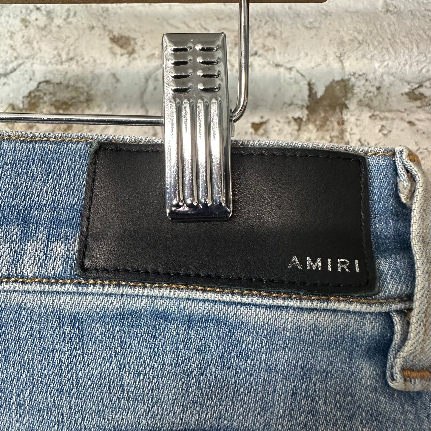 Amiri White Varsity 22 Patch Blue Denim Jeans Sz 31