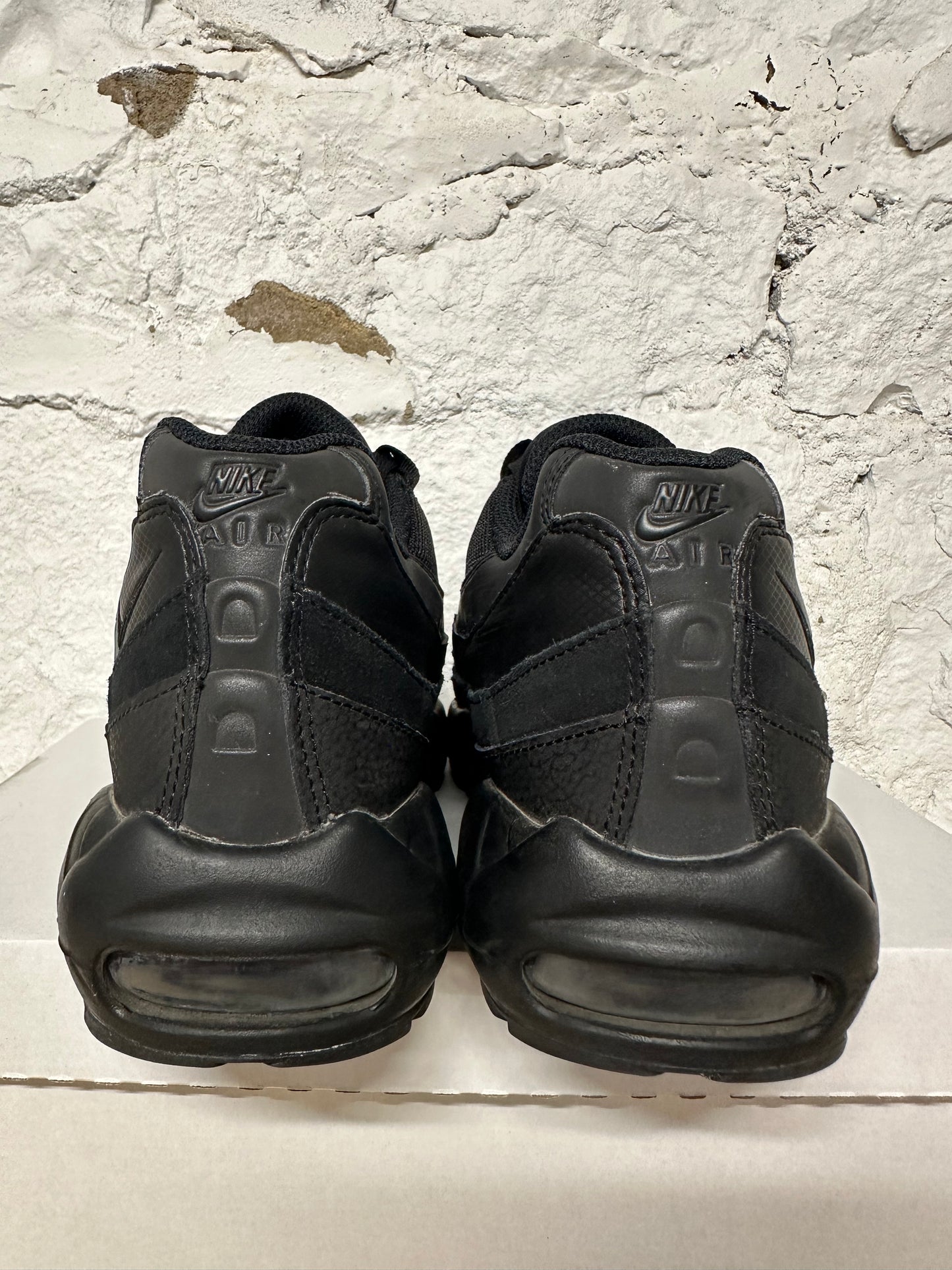 Nike Air Max 95 Triple Black Sz 10.5