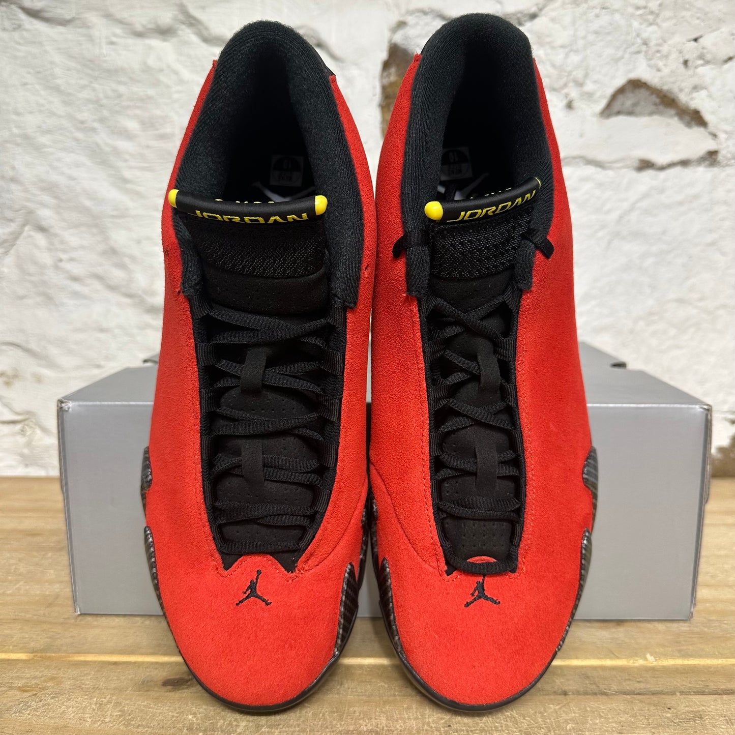 Air Jordan 14 Ferrari (2025) Sz 10 DS