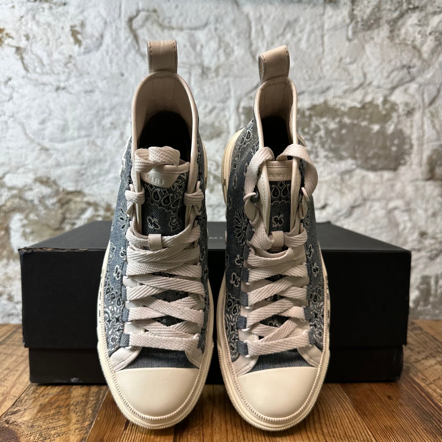Amiri High White MA Blue Paisley Cream Sneaker Sz 7 (40)