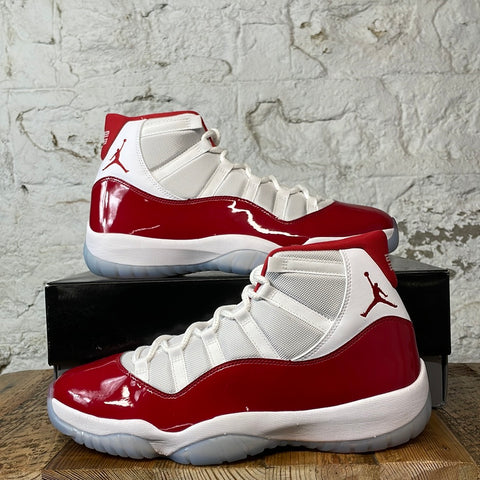 Air Jordan 11 Cherry Sz 13 DS