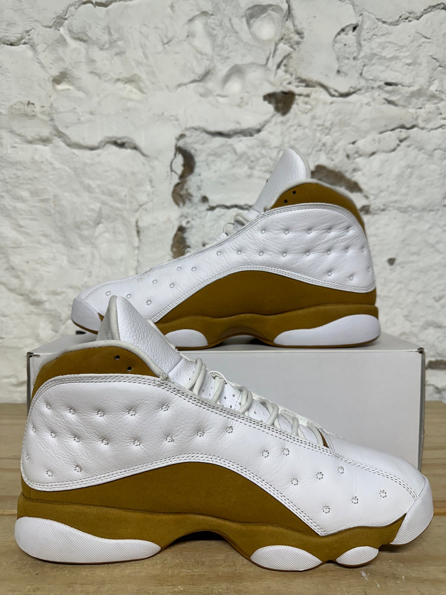 Air Jordan 13 Wheat Sz 11