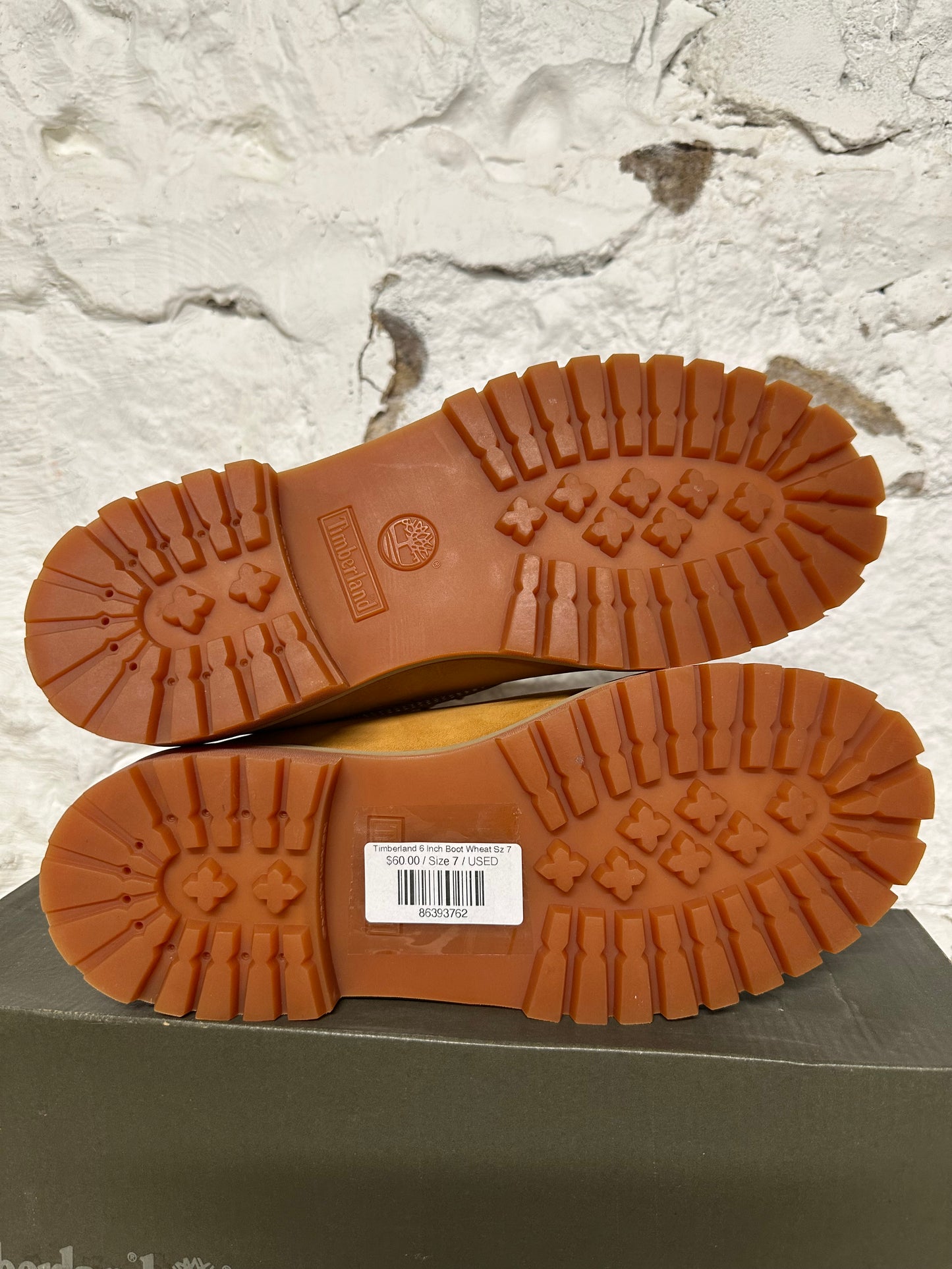 Timberland 6 Inch Boot Wheat Sz 7