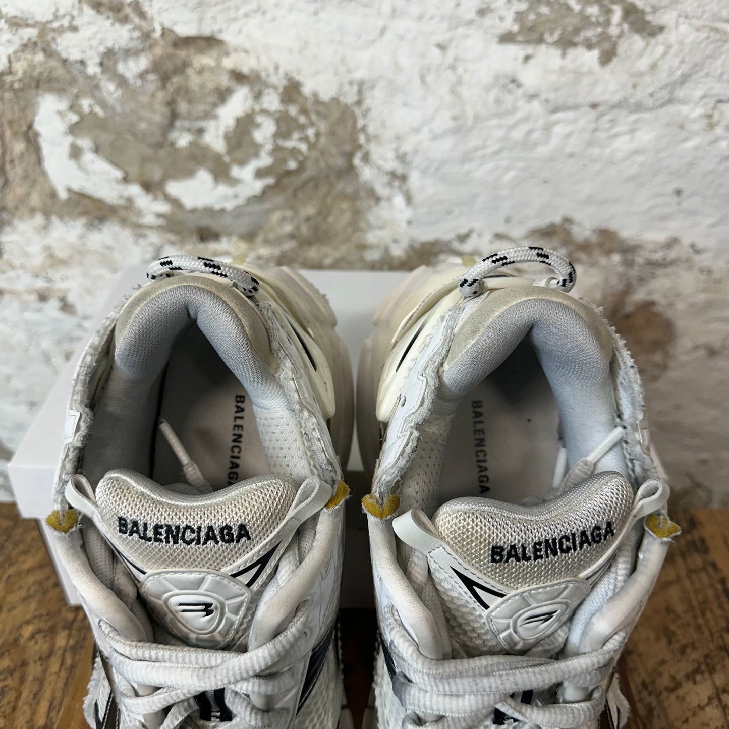 Balenciaga Runner White Black Sneaker Sz 11 (44)