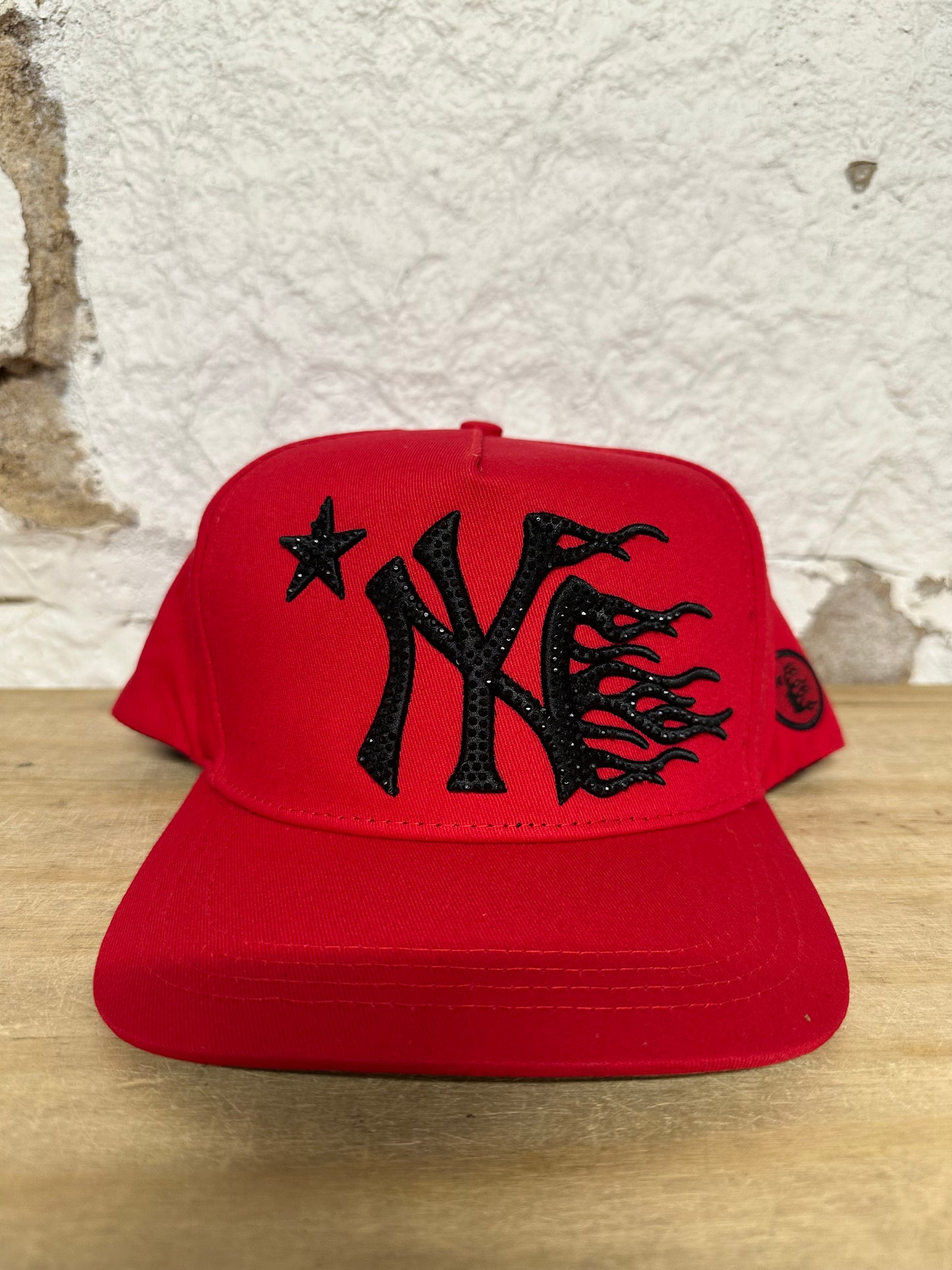 Hellstar NY Yankees Red Rhinestone Snapback Hat DS