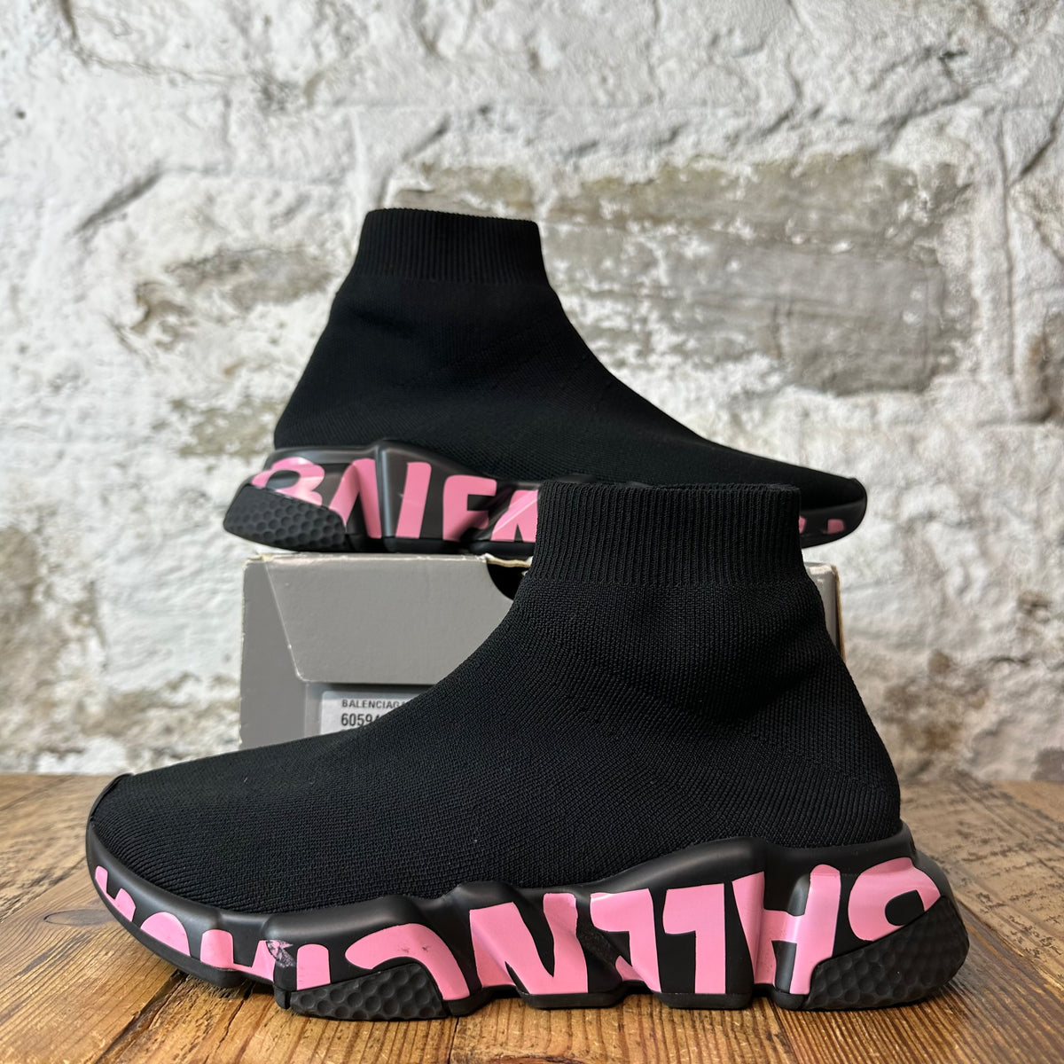 Balenciaga Sock Runner Black Pink Sneaker Sz 6.5 (39)
