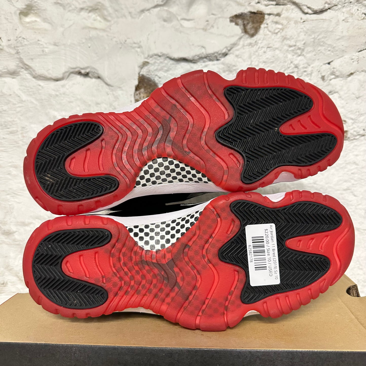 Air Jordan 11 High Bred (2019)  Sz 10