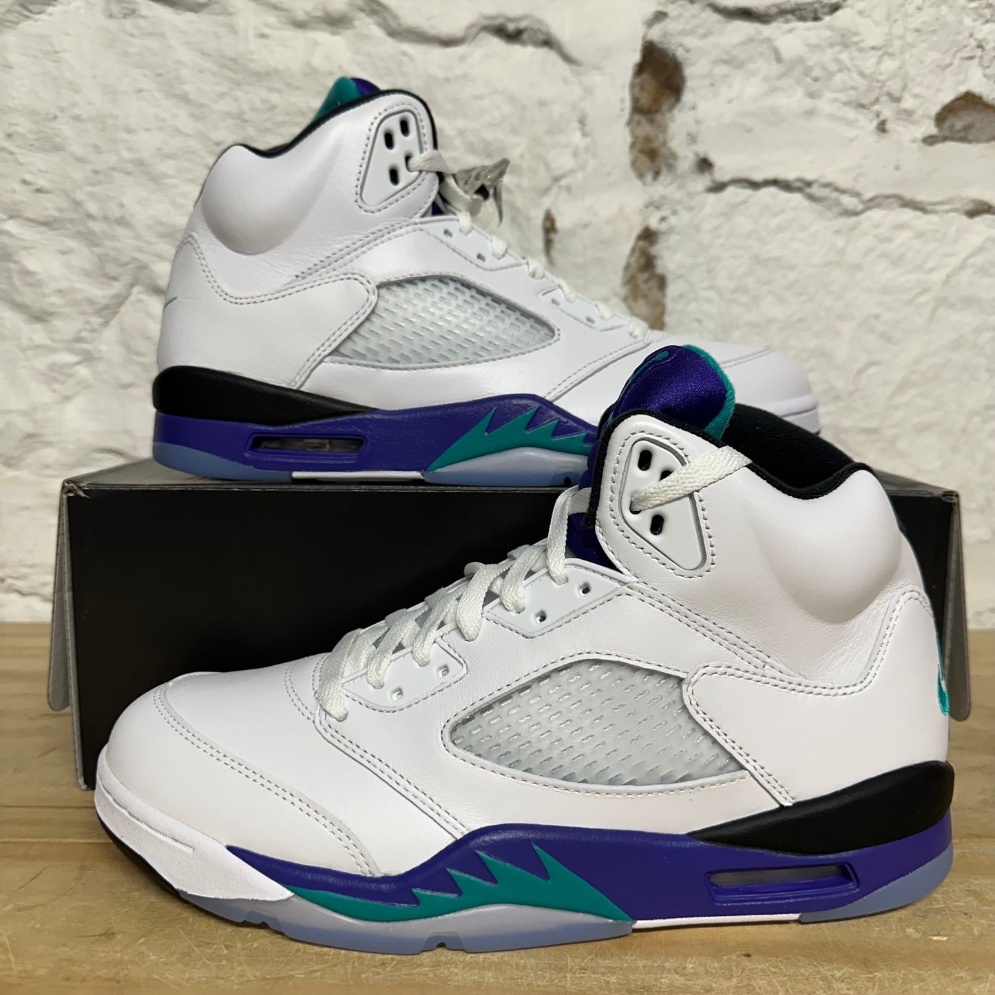 Air Jordan 5 Grape (2025) Sz 10 DS