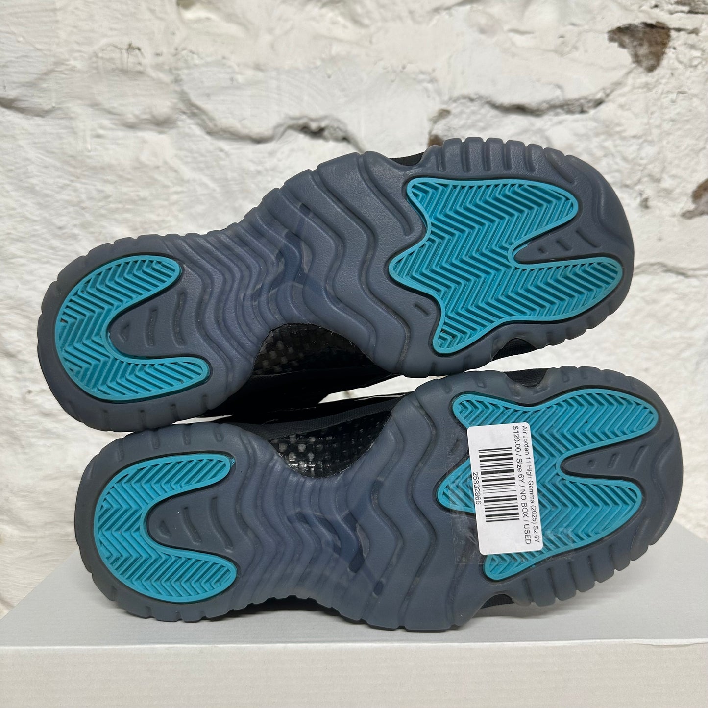 Air Jordan 11 High Gamma Blue (2025) Sz 6Y