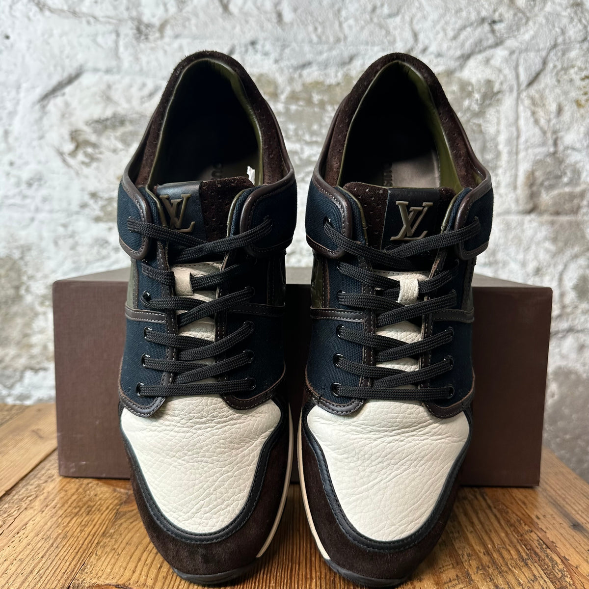 Louis Vuitton Upside Down Patchwork Monogram Sneaker Sz 10.5 (9LV)
