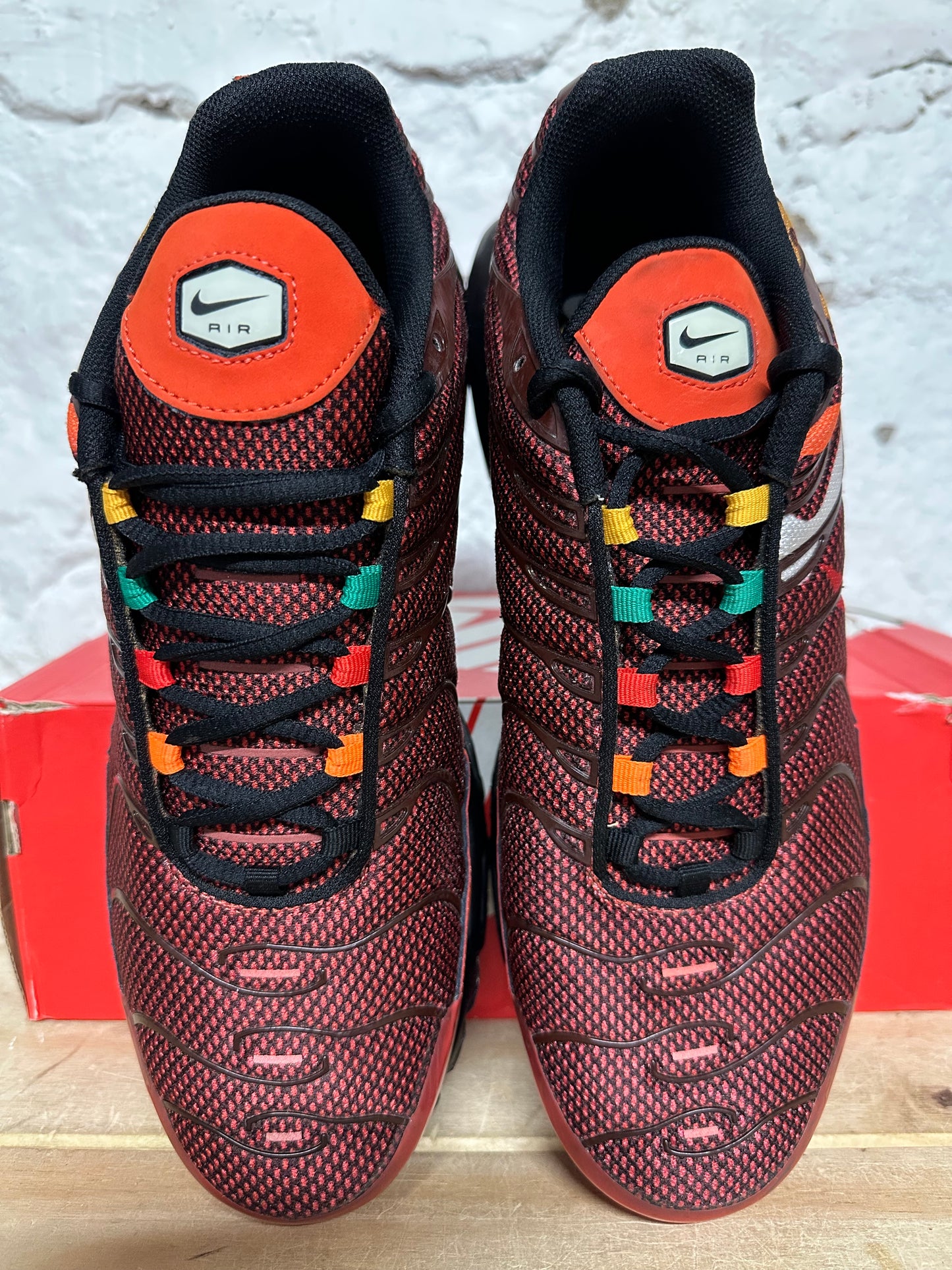 Nike Air Max Plus Sunburst Pack Sz 11.5