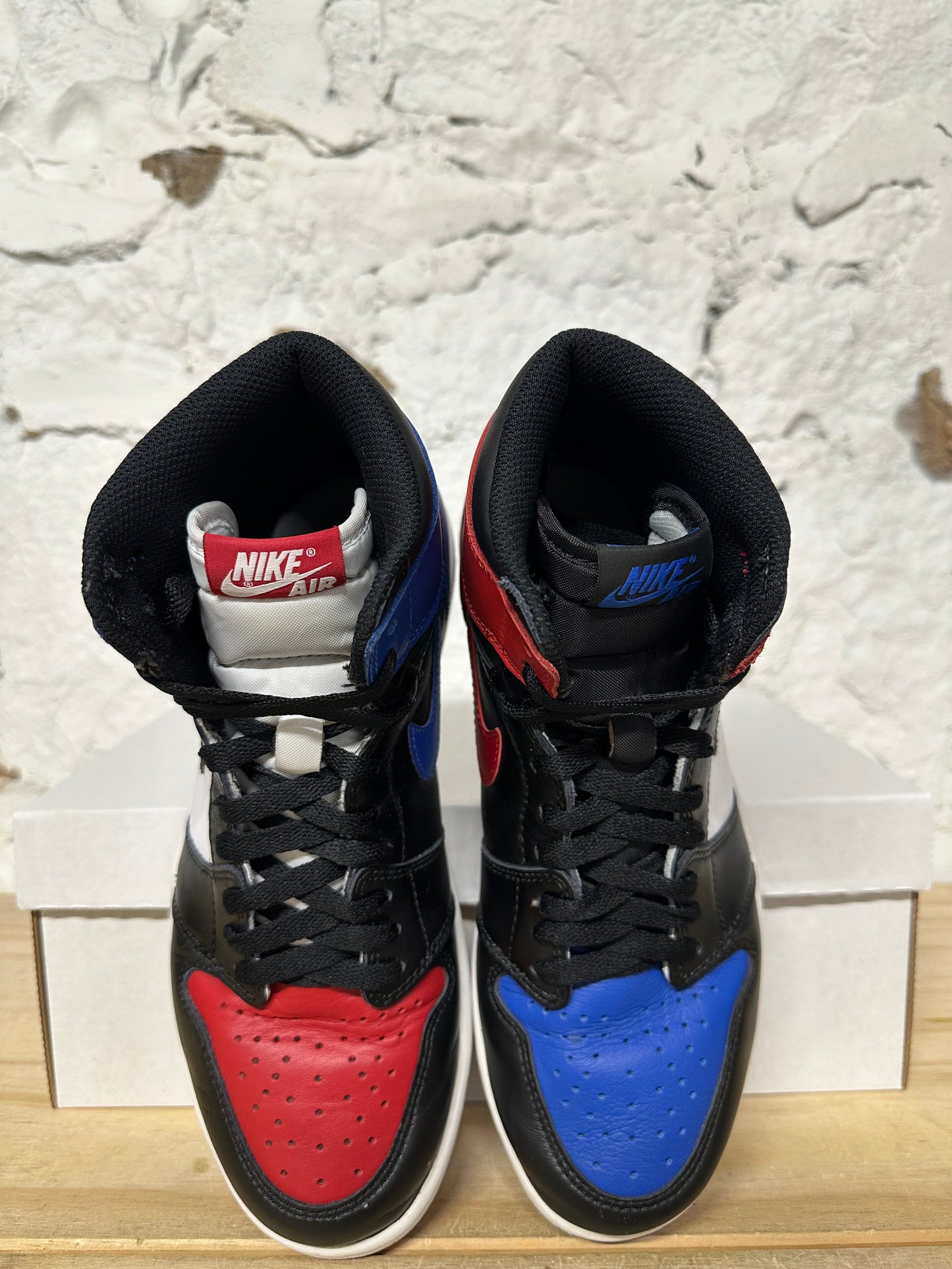 Air Jordan 1 Top 3 Sz 8