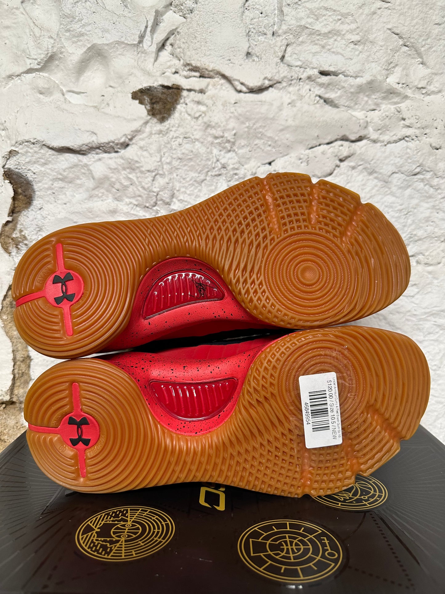 Under Armour Curry 4 Red Black Gum Sz 10.5 DS