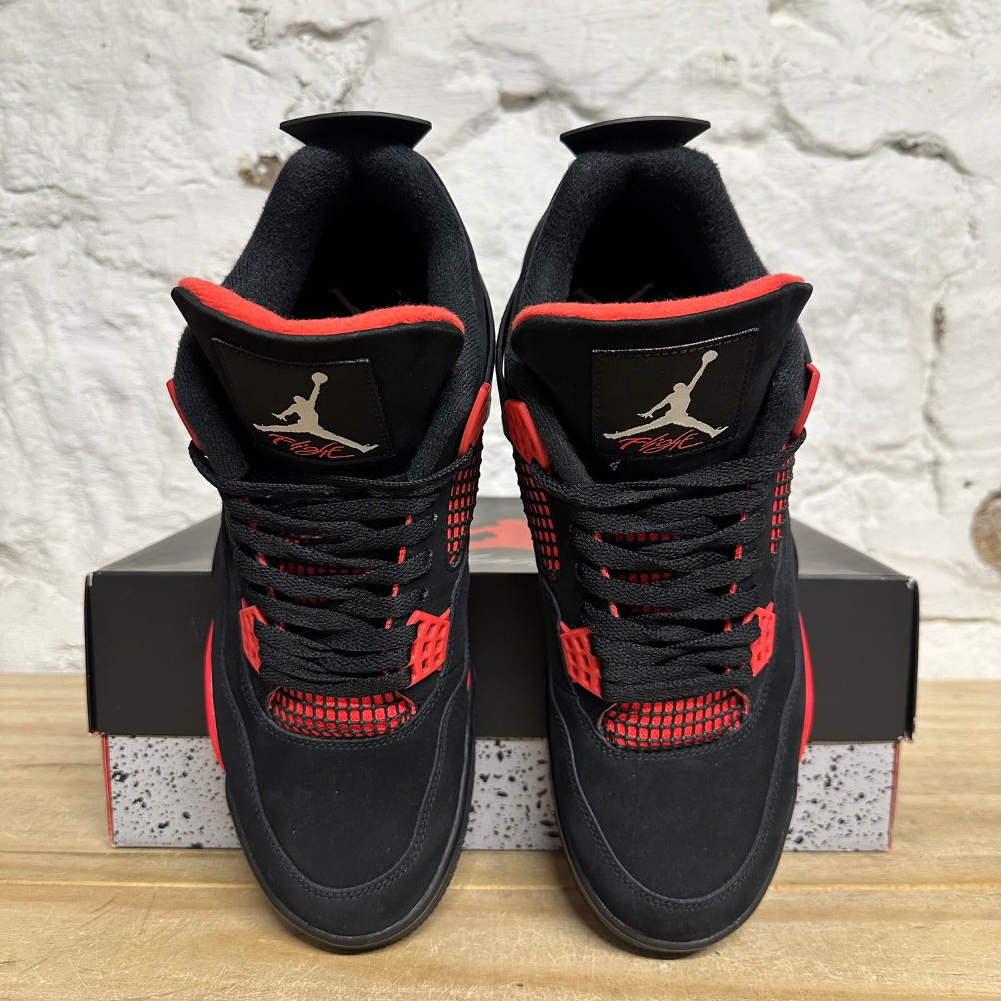 Air Jordan 4 Red Thunder Sz 11.5