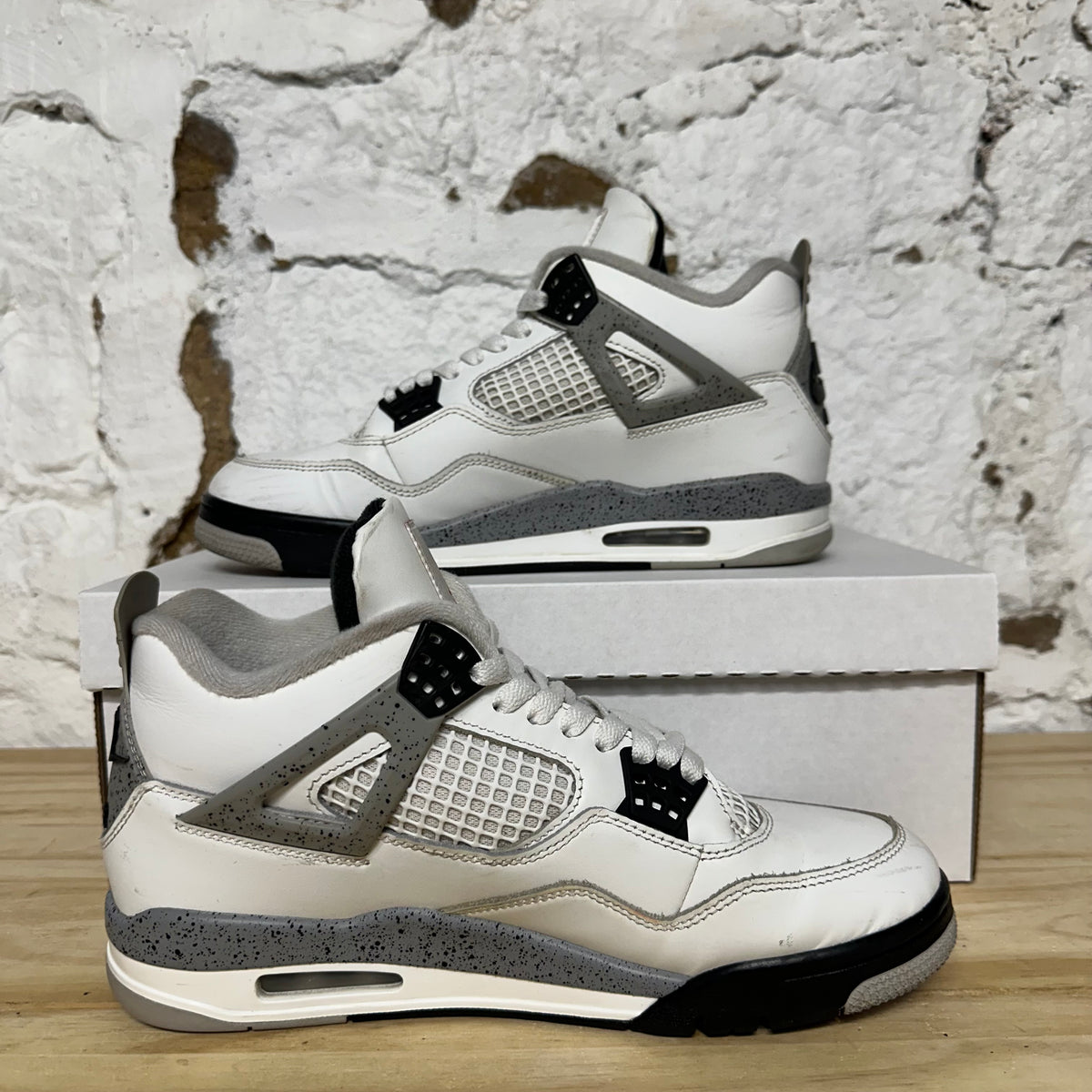 Air Jordan 4 White Cement (2025) Sz 8.5
