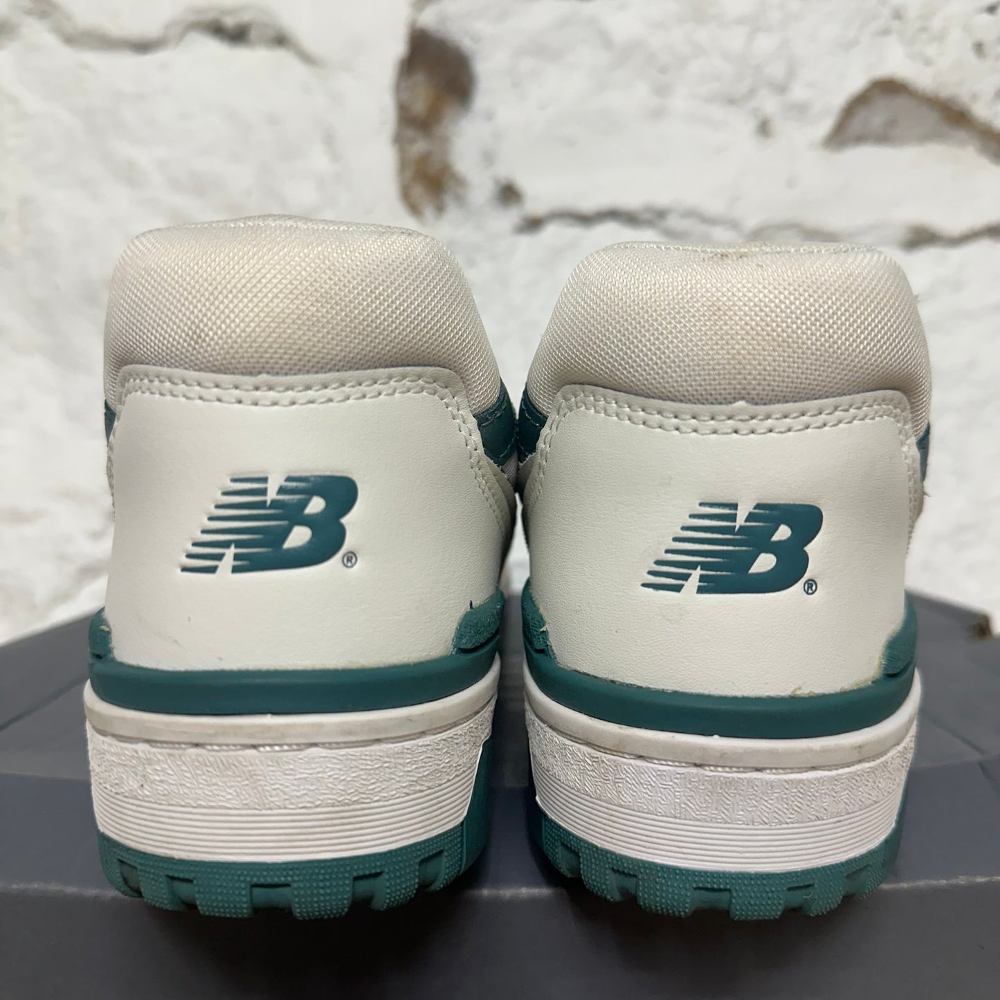 New Balance 550 Reflection New Spruce Sz 8.5 (10W)